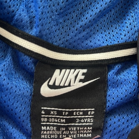 Nike 4t jacket - Picture 2 of 5
